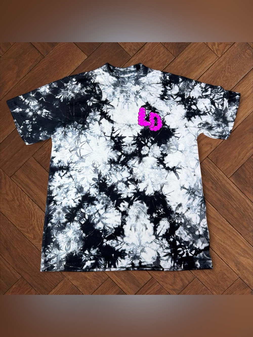 Liquid Death Black & White Tie-Dye Psychedelic Skull Graphic Tee Men's Size M